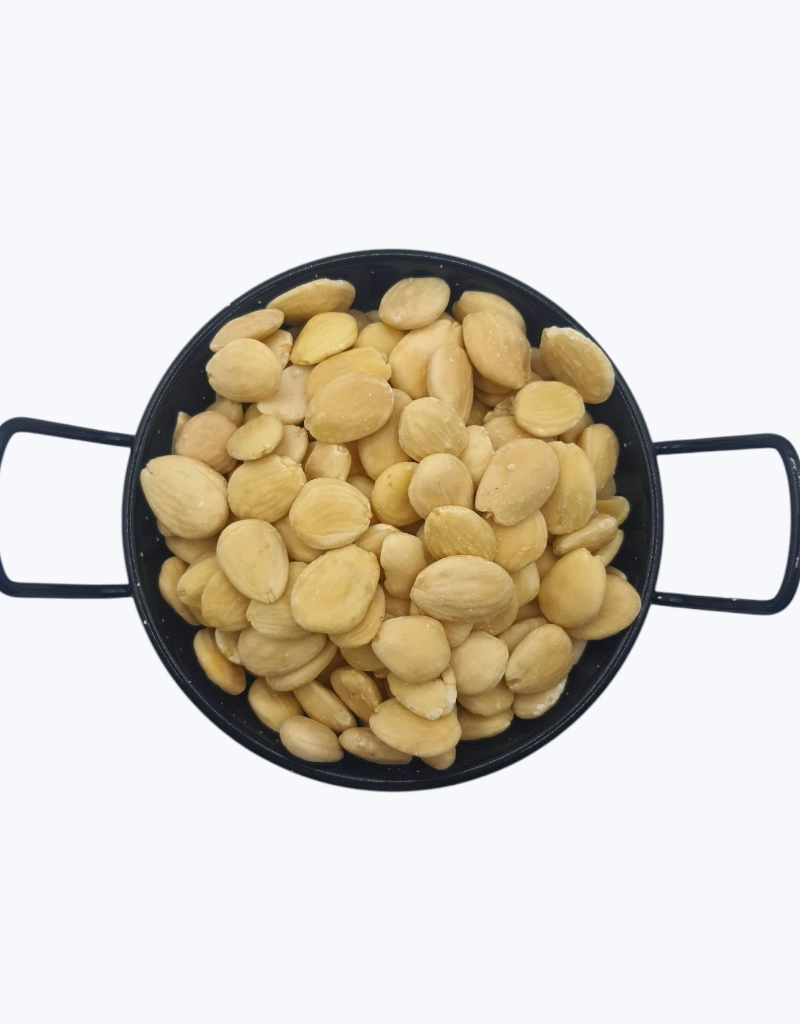 Almendra cruda repelada