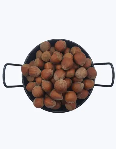 [1001388] Avellana con cascara